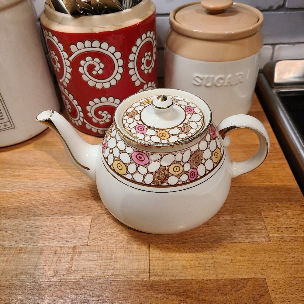 Winston china teapot. Made in England